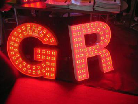 资阳LED发光字常见的安装误区。